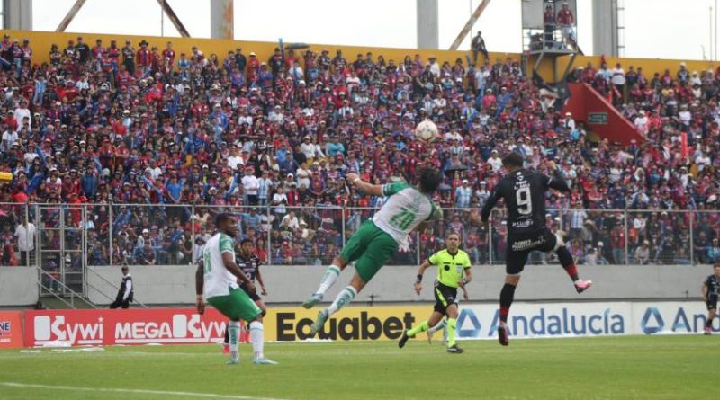 LDU (P) Derrotó a Deportivo Quito en el Gonzalo Pozo